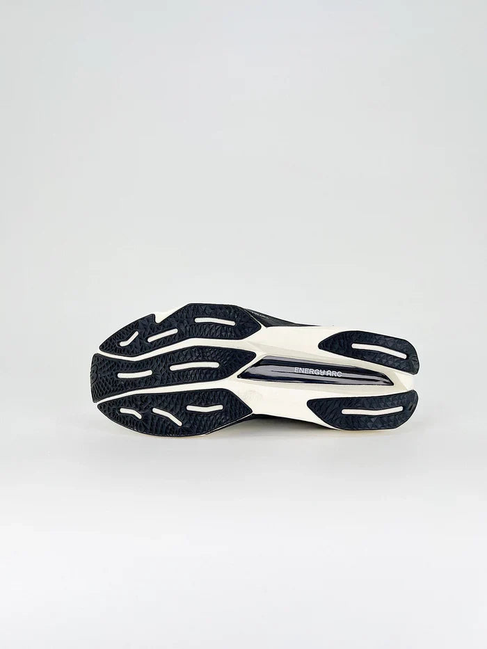 Tênis New Balance Fuelcell Supercomp Elite V4 'White Black' Branco/Preto -